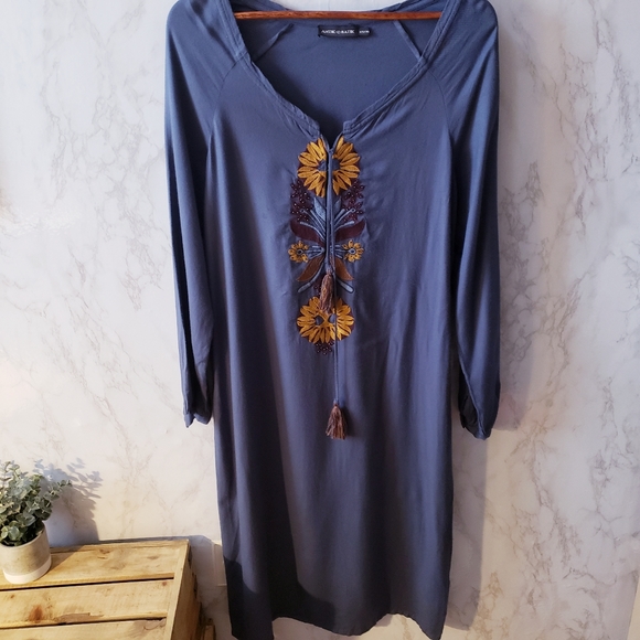 Antik Batik Embroidered Beaded Midi Dress - Picture 3 of 8